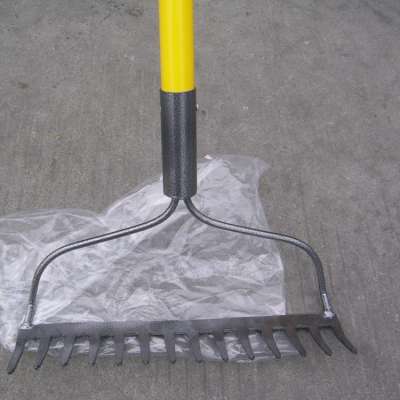 14 teeth bow rake with fiberglass handle